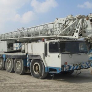 Liebherr LTM1090