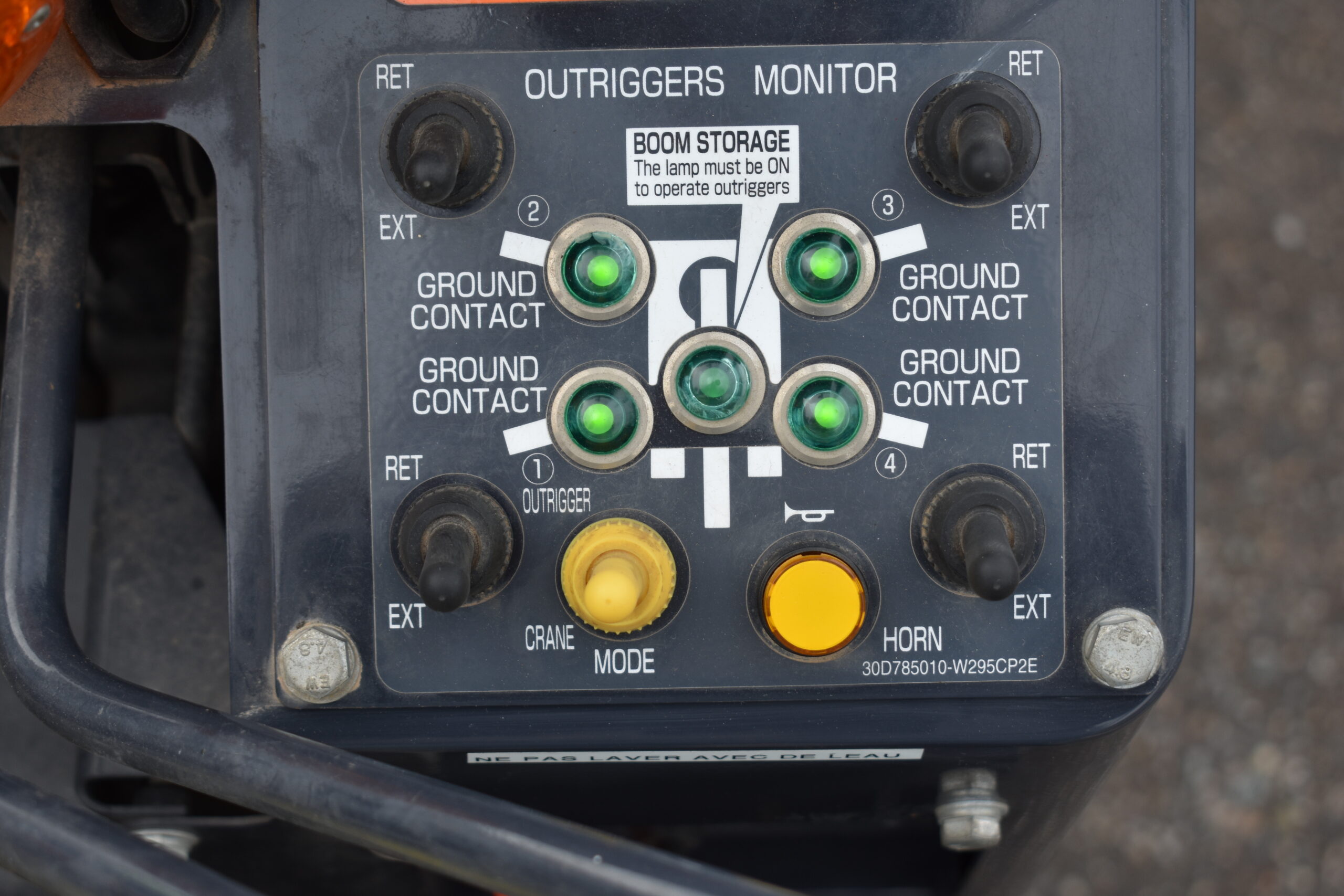 Unic URW 295 29C6016 - Imagem 23