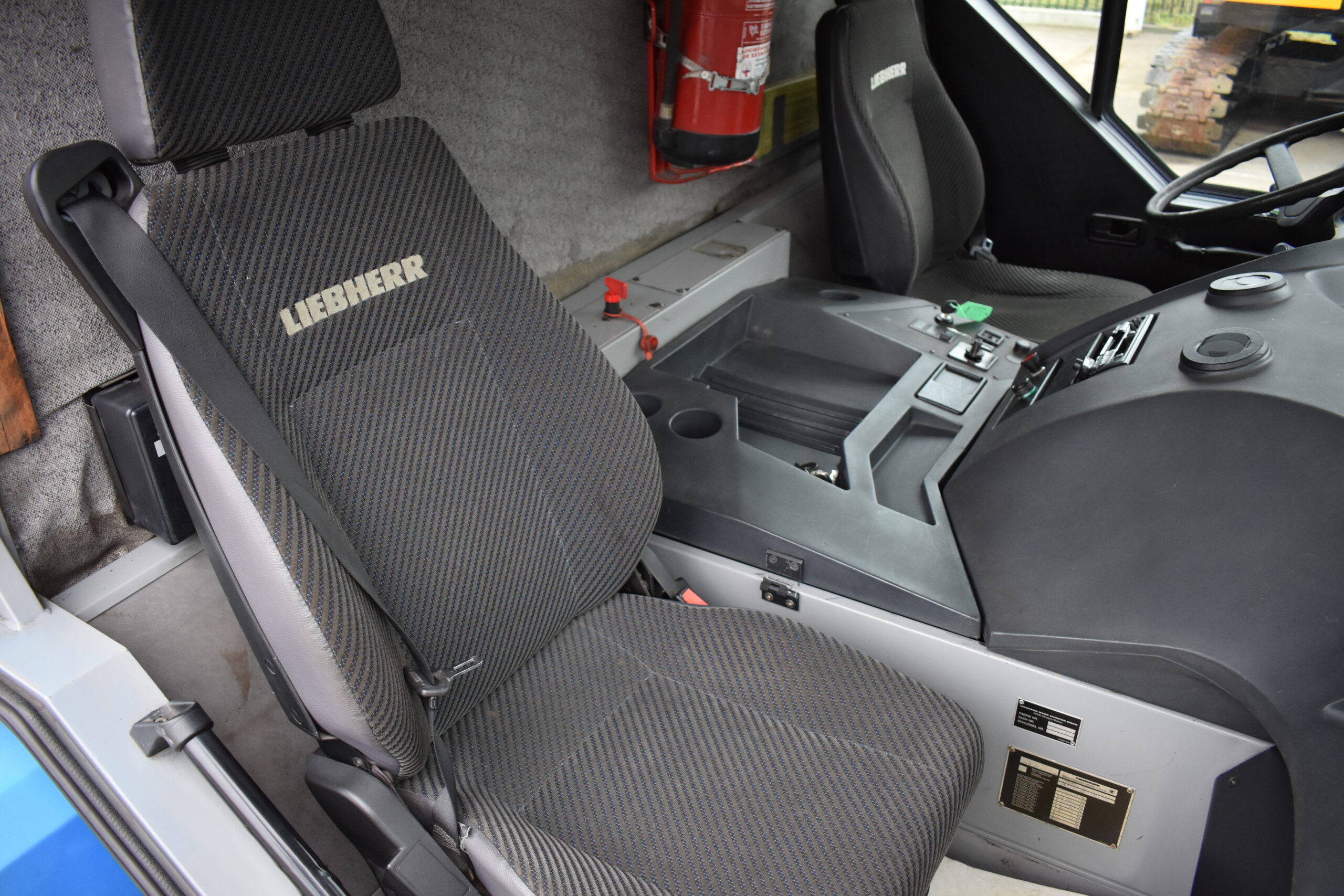 Liebherr LTM1060/2 057536 - Imagem 17