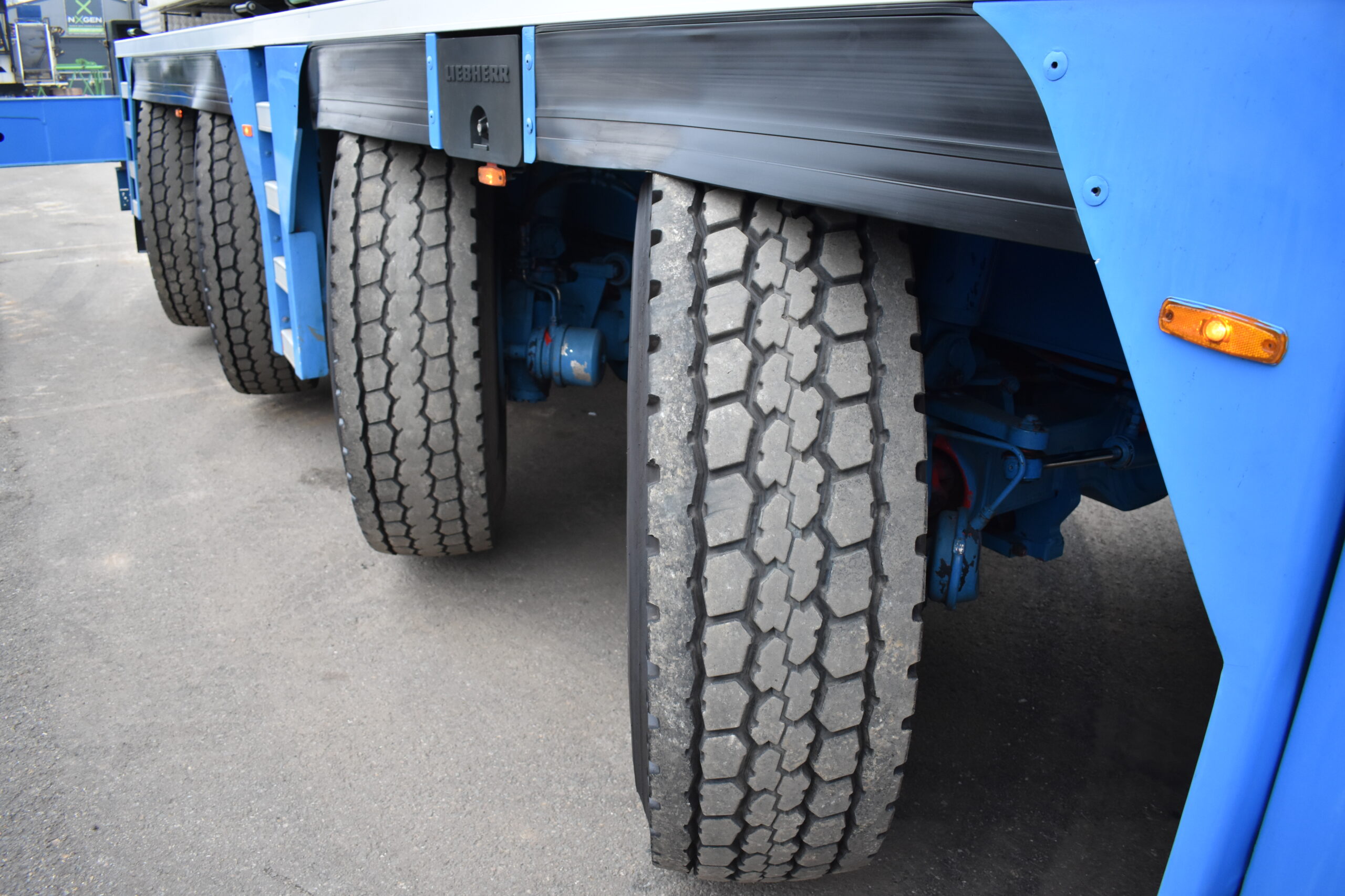 Liebherr LTM1060/2 057536 - Imagem 30