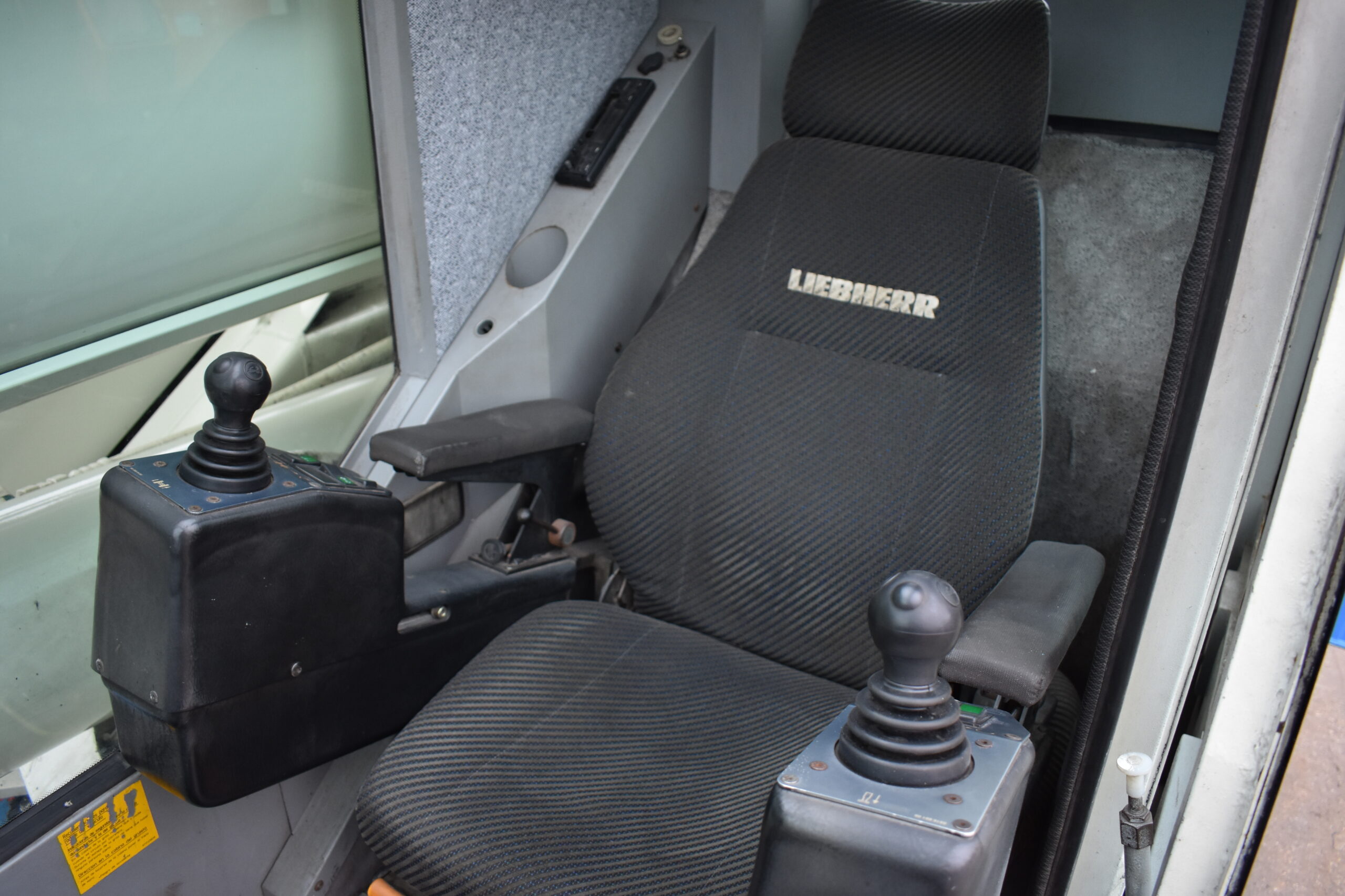 Liebherr LTM1060/2 057536 - Imagem 42