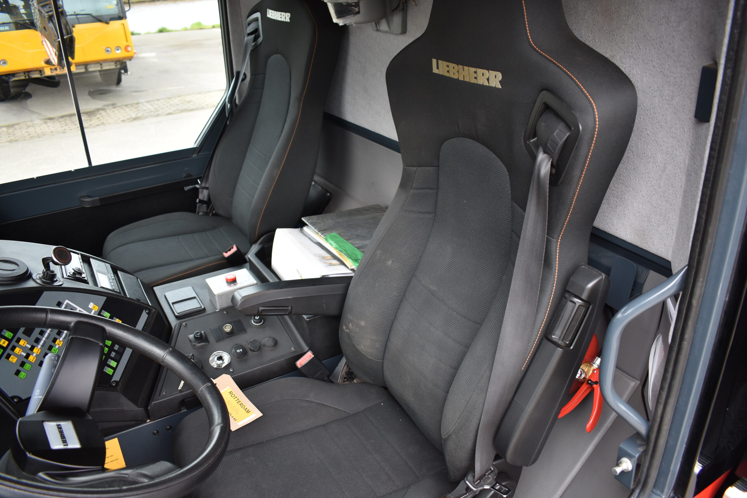 Liebherr LTM1030-2.1 080504 – Image 11