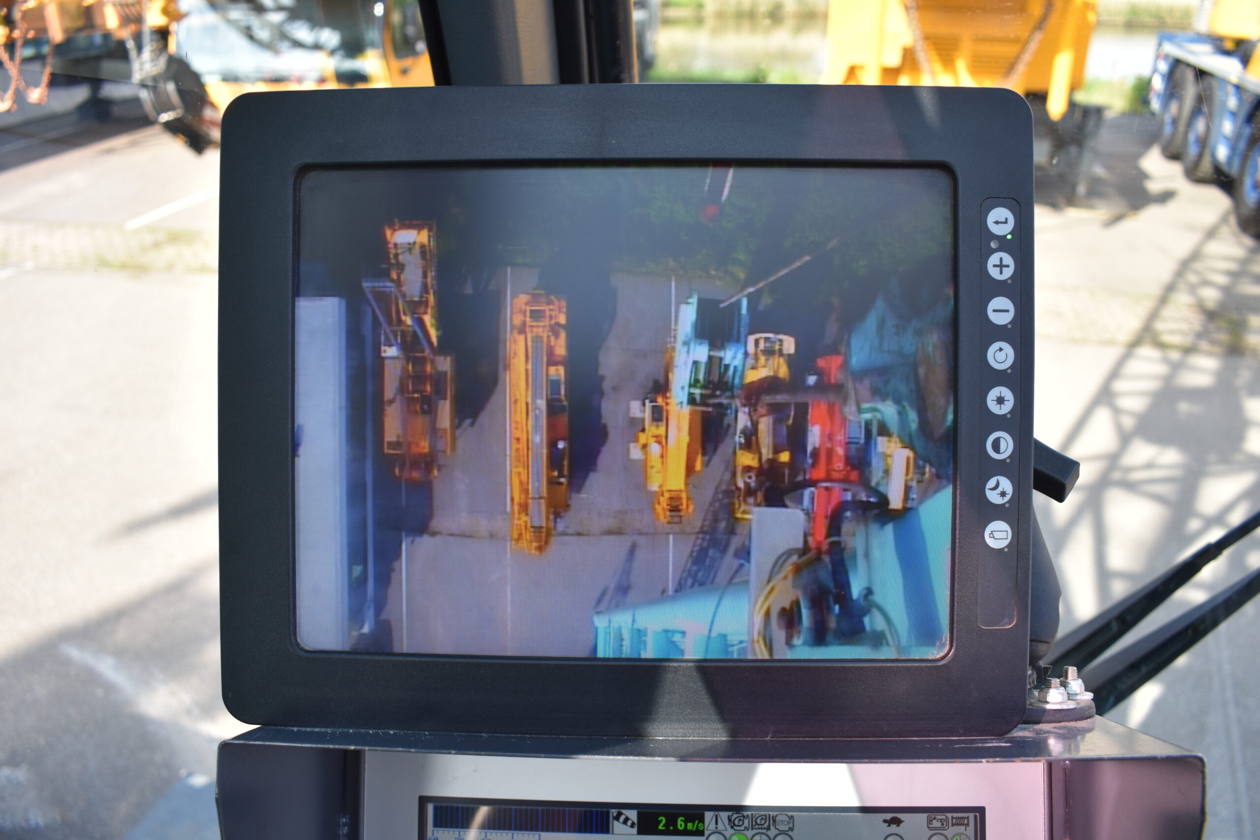 Kobelco CKE900G-2 GH05-04019 - imagine 14