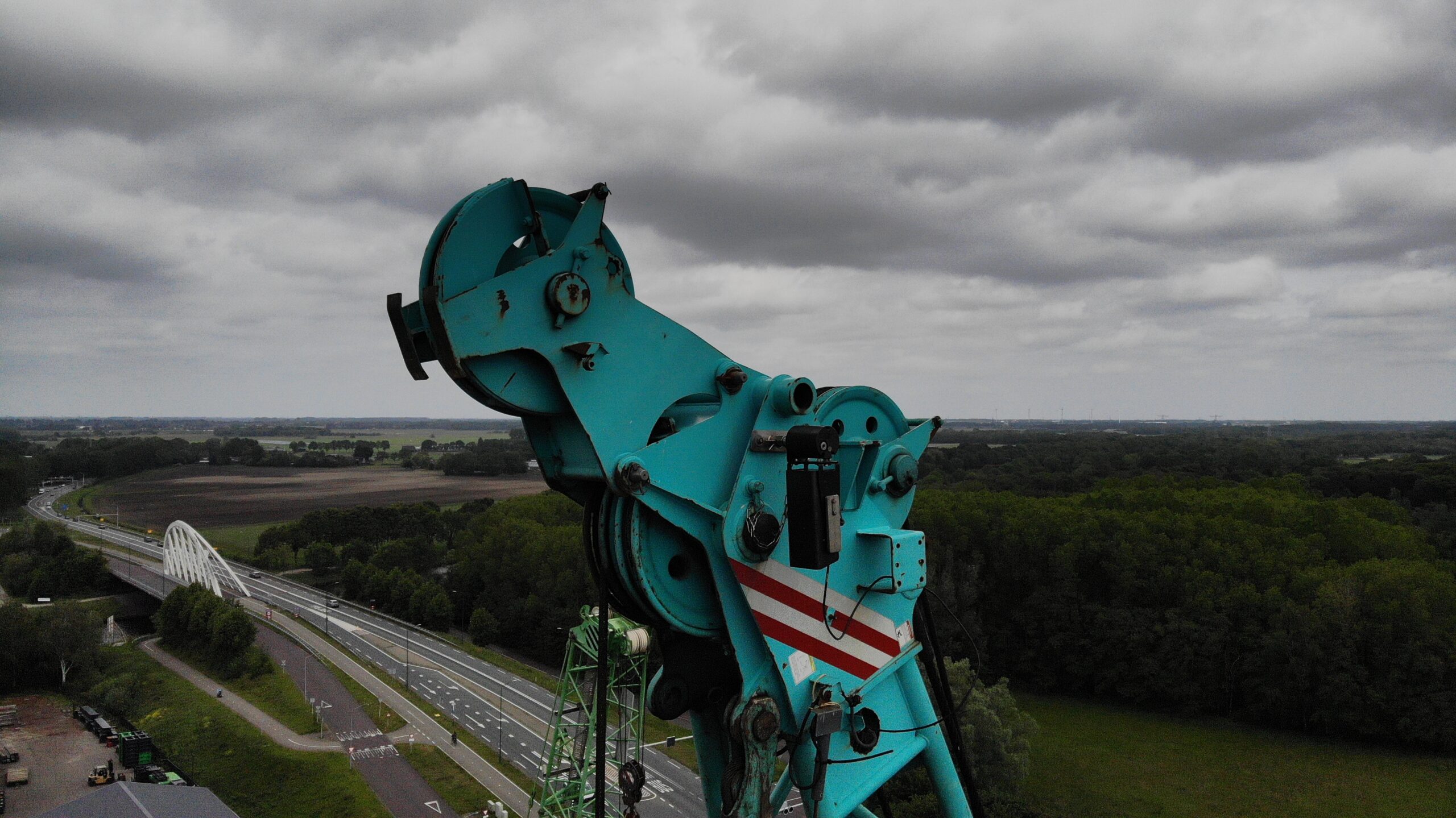 Kobelco CKE900G-2 GH05-04019 - imagine 50